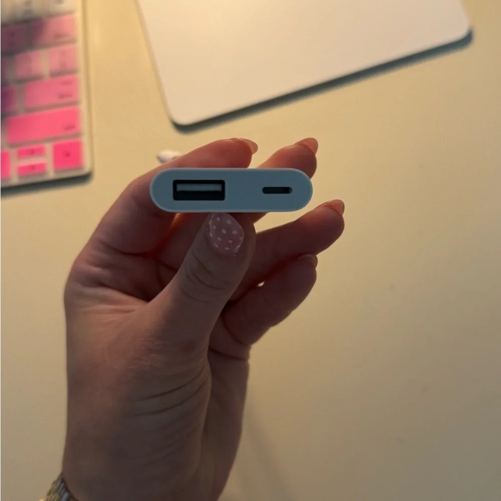 Apple White Power Cables for Tablets & iPhones